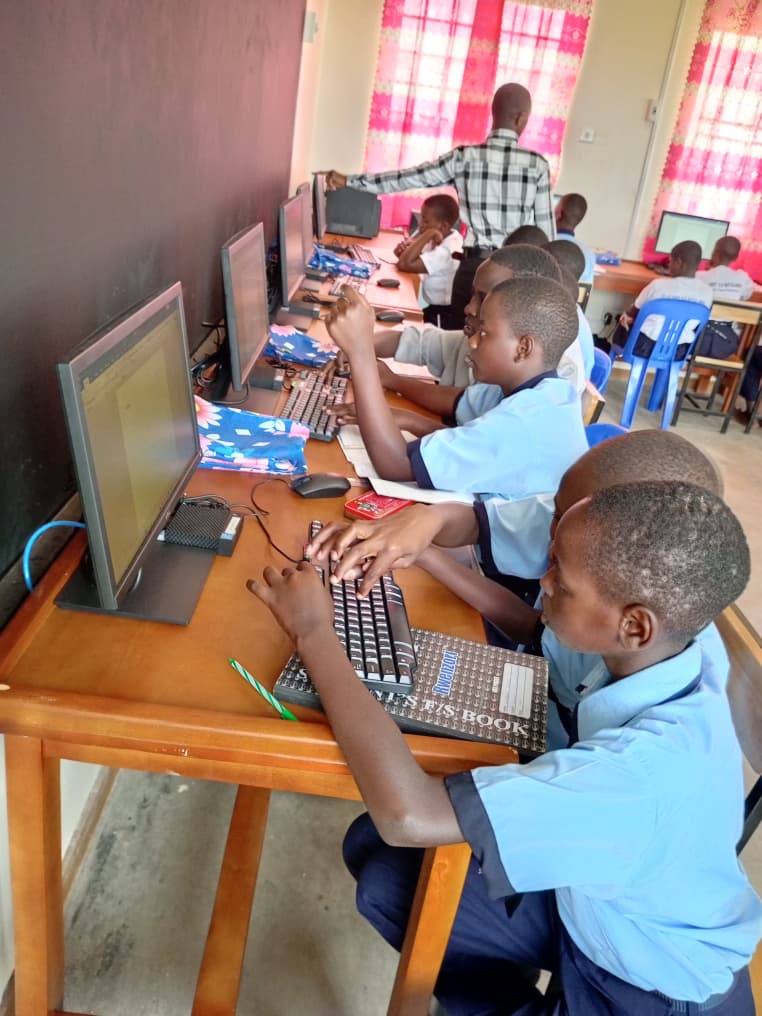 Computer lab — practical lesson