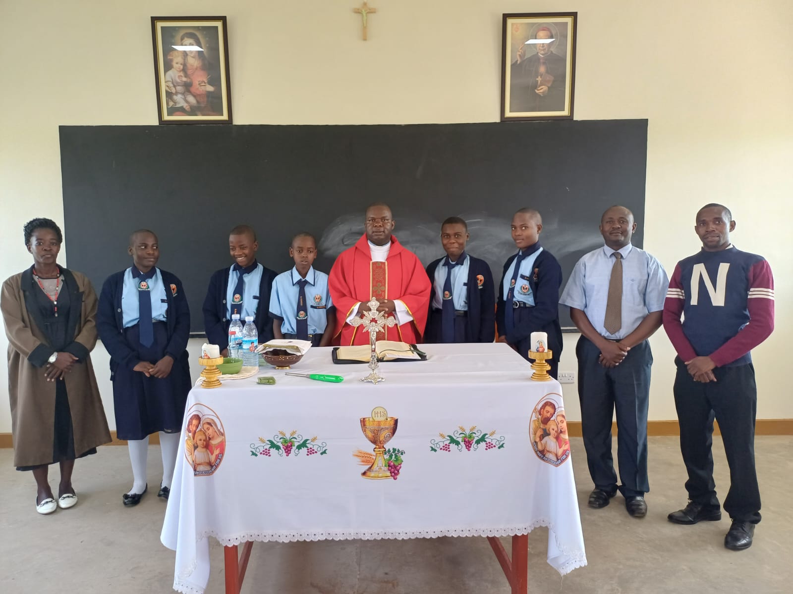 Swearing in of student prefects — 4